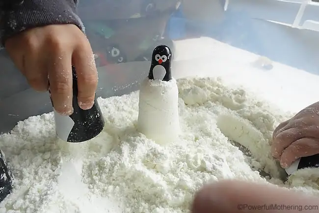penguins on top sensory bin