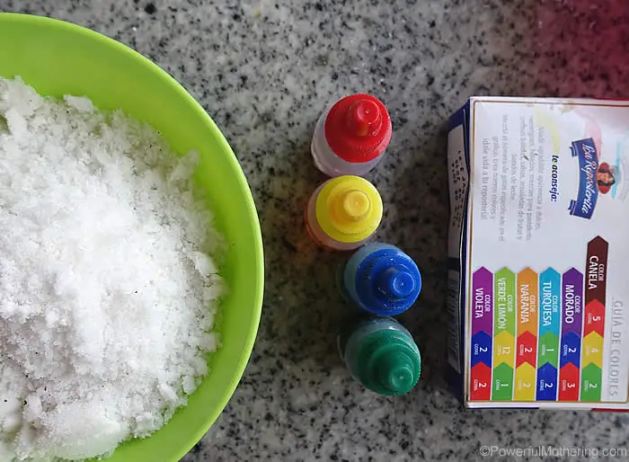 make color salt for a melting ice experiment