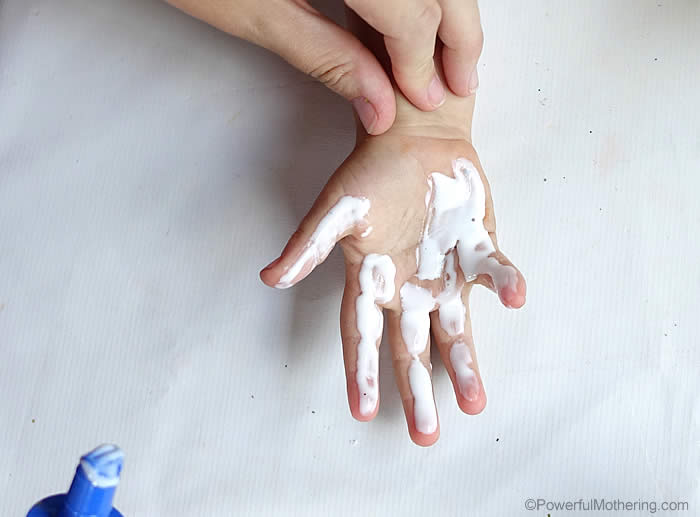 how to glue the hands for ornaments