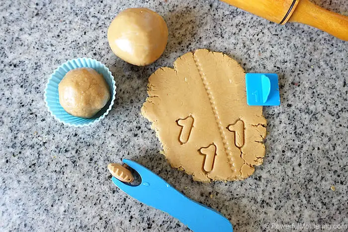 easy playdough made with edible ingredients