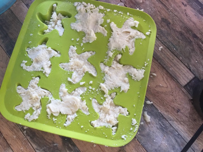 cloud dough for preschooler recipe