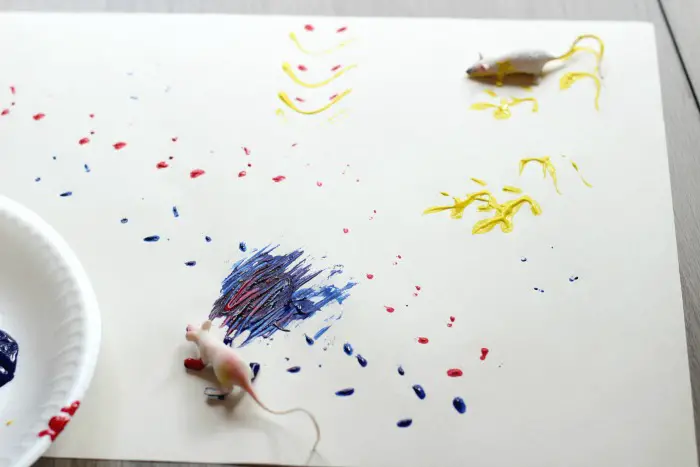 mouse color stamp activity for toddlers