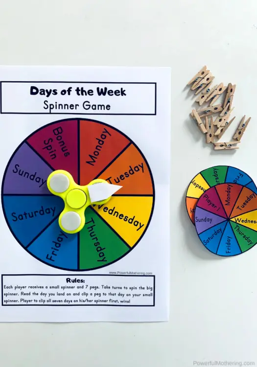 A simple printable game for preschoolers to help practice identifying the days of the week. This is great for preschool, kindergarten and at home!