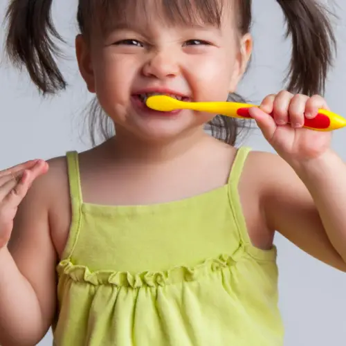 Tips to help you teach your kids that they need to brush their teeth and the importance of it.