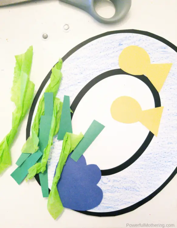 Letter of the week o craft is O is for Ocean. This craft is not only fun and simple but a great addition for your letter of the week.