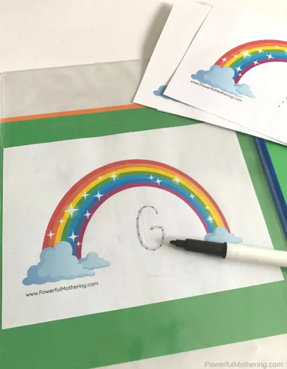 Printable learning activities for St. Patrick's Day that preschoolers will love.